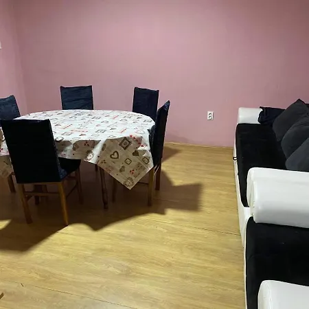 Smestaj Za Radnike * Stara Pazova